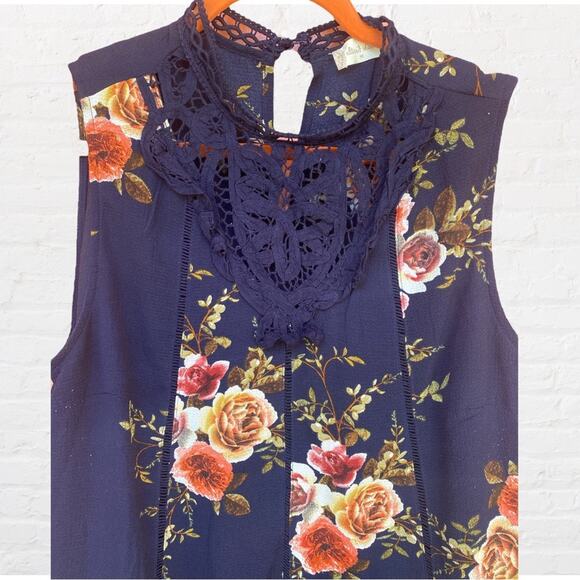 Altar’d State blue fora print sleeveless dress - Picture 3 of 7